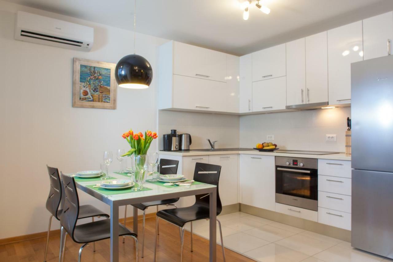Andrea Apartment Makarska Bagian luar foto
